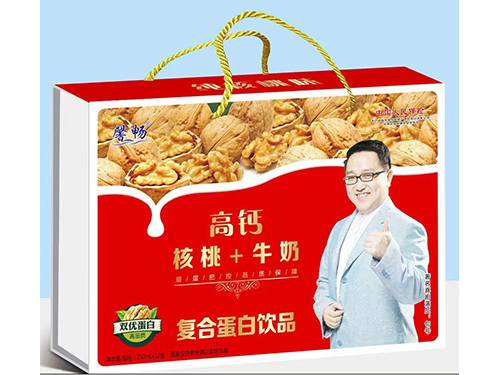 高鈣核桃+牛奶復(fù)合蛋白飲品
