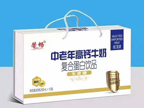 馨暢中老年高鈣牛奶復(fù)合蛋白飲品